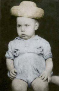 Antón SAAVEDRA, a los seis meses de edad.